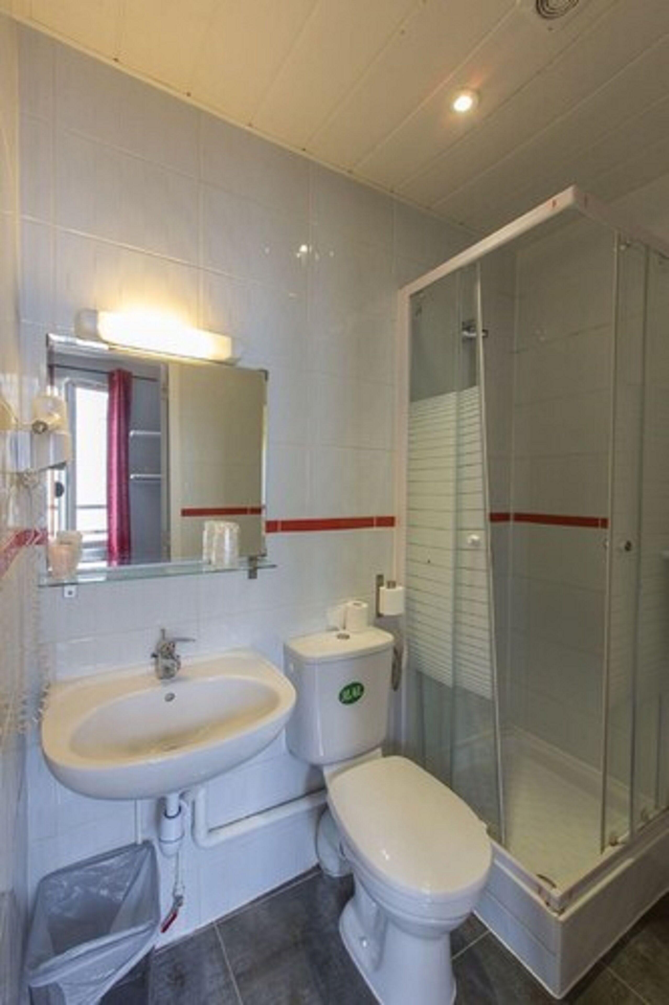 Hotel Hipotel Montmartre Gare Du Nord