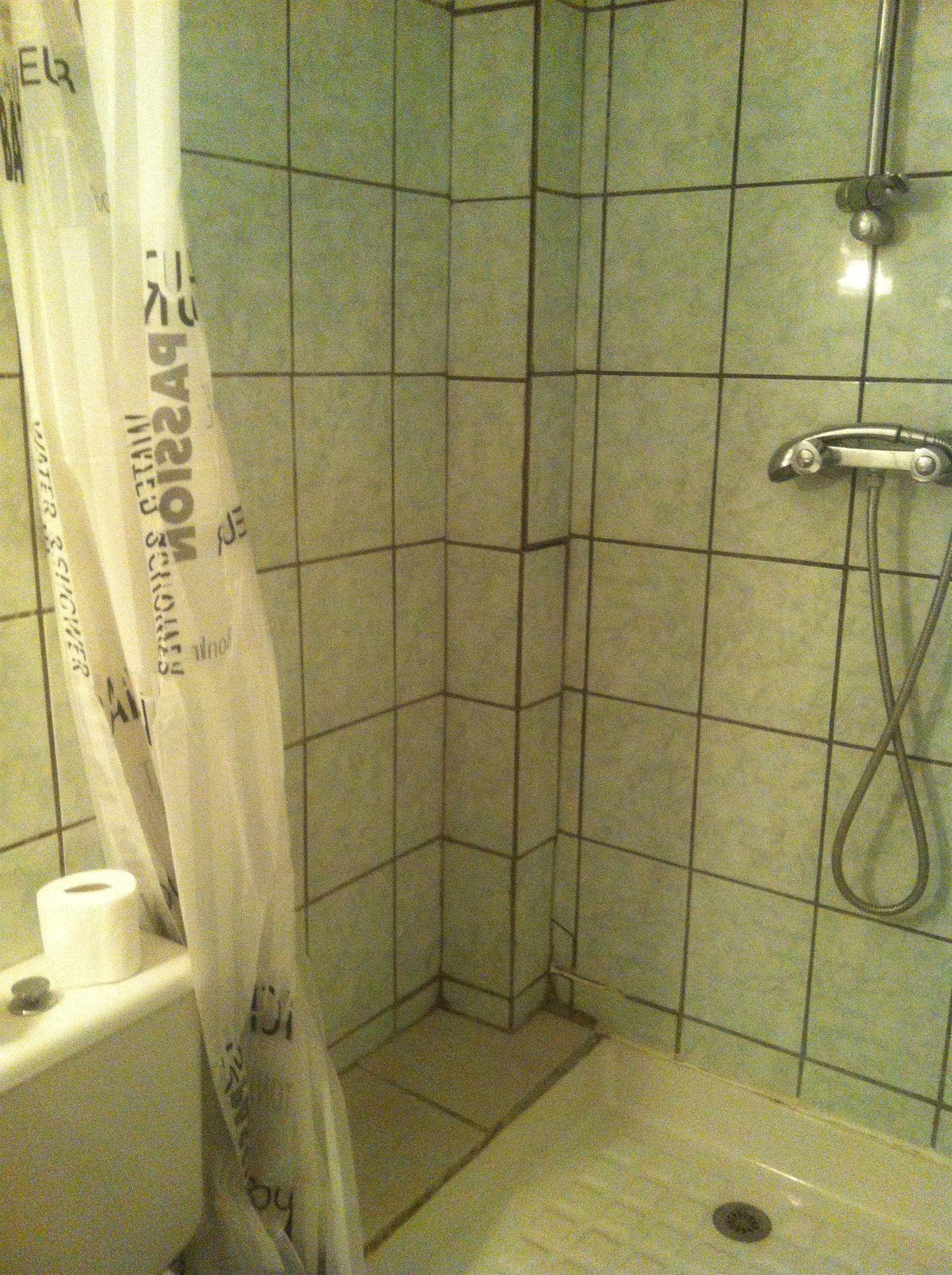 Hipotel Montmartre Gare Du Nord 2*