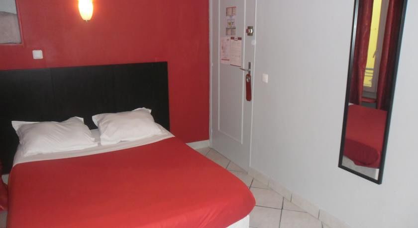 Hotel Hipotel Montmartre Gare Du Nord 2*