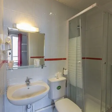 Hotel Hipotel Montmartre Gare Du Nord