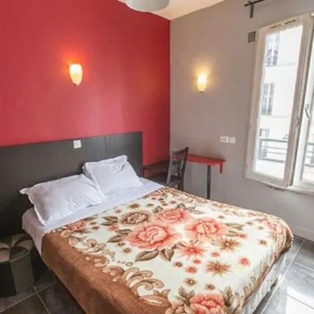 Hipotel Montmartre Gare Du Nord Hotel 2*