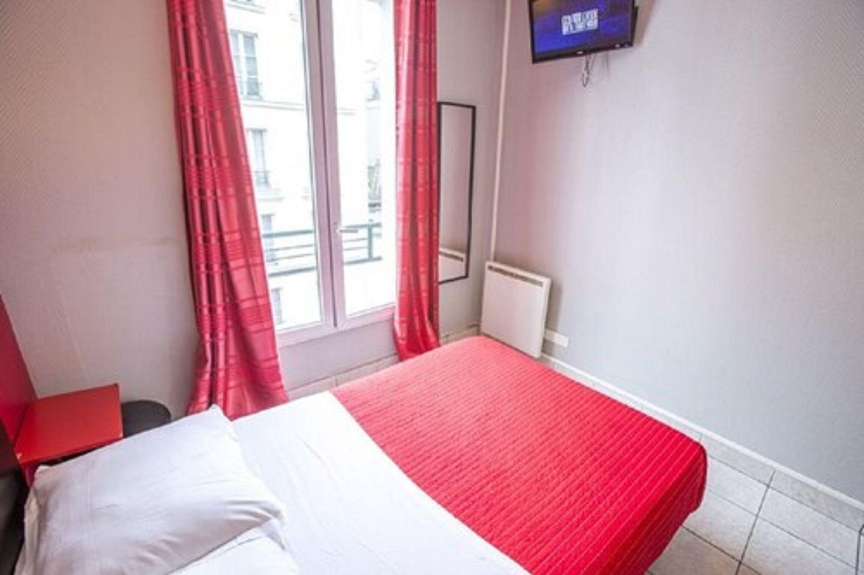 Hipotel Montmartre Gare Du Nord 2* Parigi