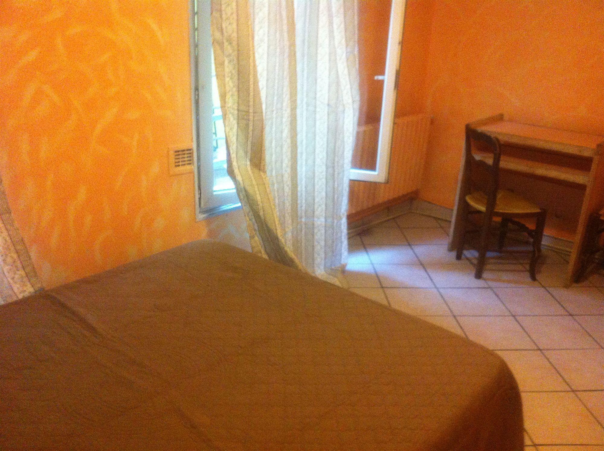 Hipotel Montmartre Gare Du Nord 2*